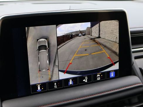 Used 2024 Chevrolet Suburban RST w/ Luxury Package image 9