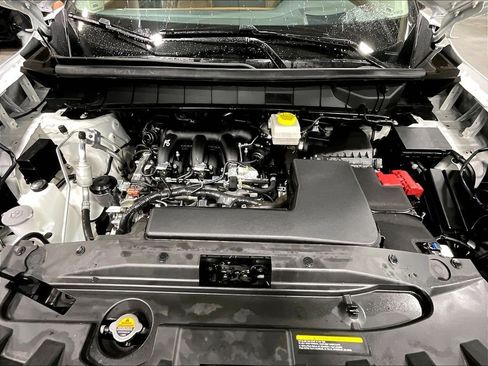 Used 2025 Nissan Pathfinder Platinum AWD/4WD image 31