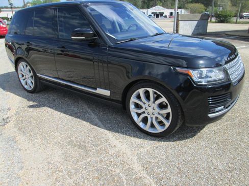 Used 2016 Land Rover Range Rover Supercharged image 25