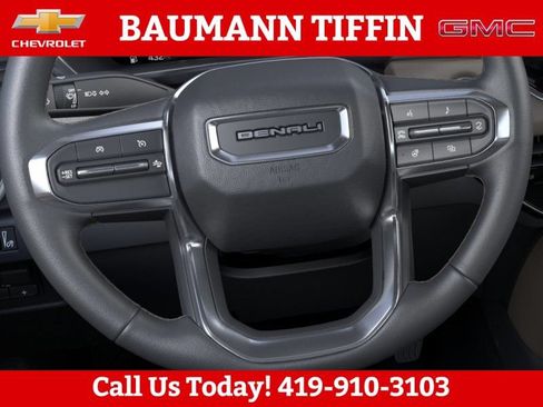 Used 2026 GMC Canyon Denali AWD/4WD image 19