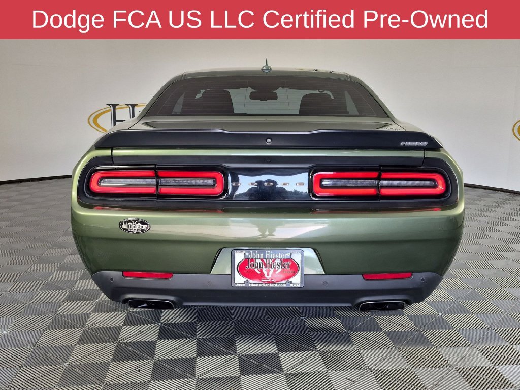 Used 2022 Dodge Challenger R/T Scat Pack RWD image 6