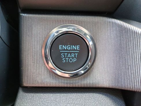 New 2025 Ford F250 Platinum w/ FX4 Off-Road Package image 28