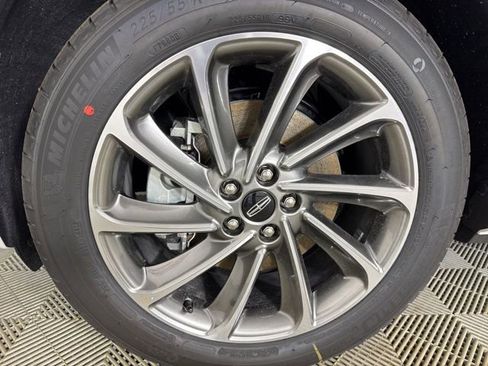 New 2026 Lincoln Corsair Grand Touring image 28