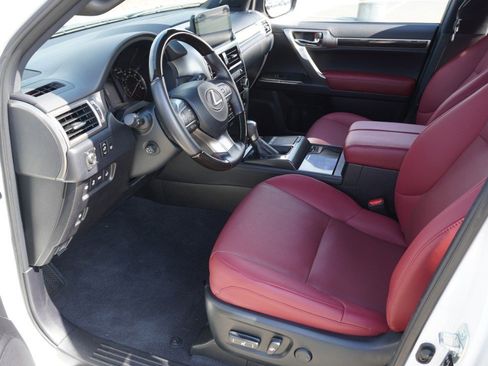 Certified 2022 Lexus GX 460 Premium w/ Accessory Package image 11