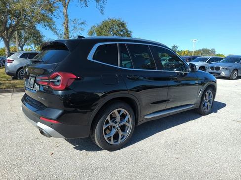 Certified 2022 BMW X3 sDrive30i image 4