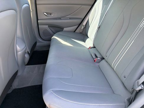 Used 2023 Hyundai Elantra SEL FWD image 27