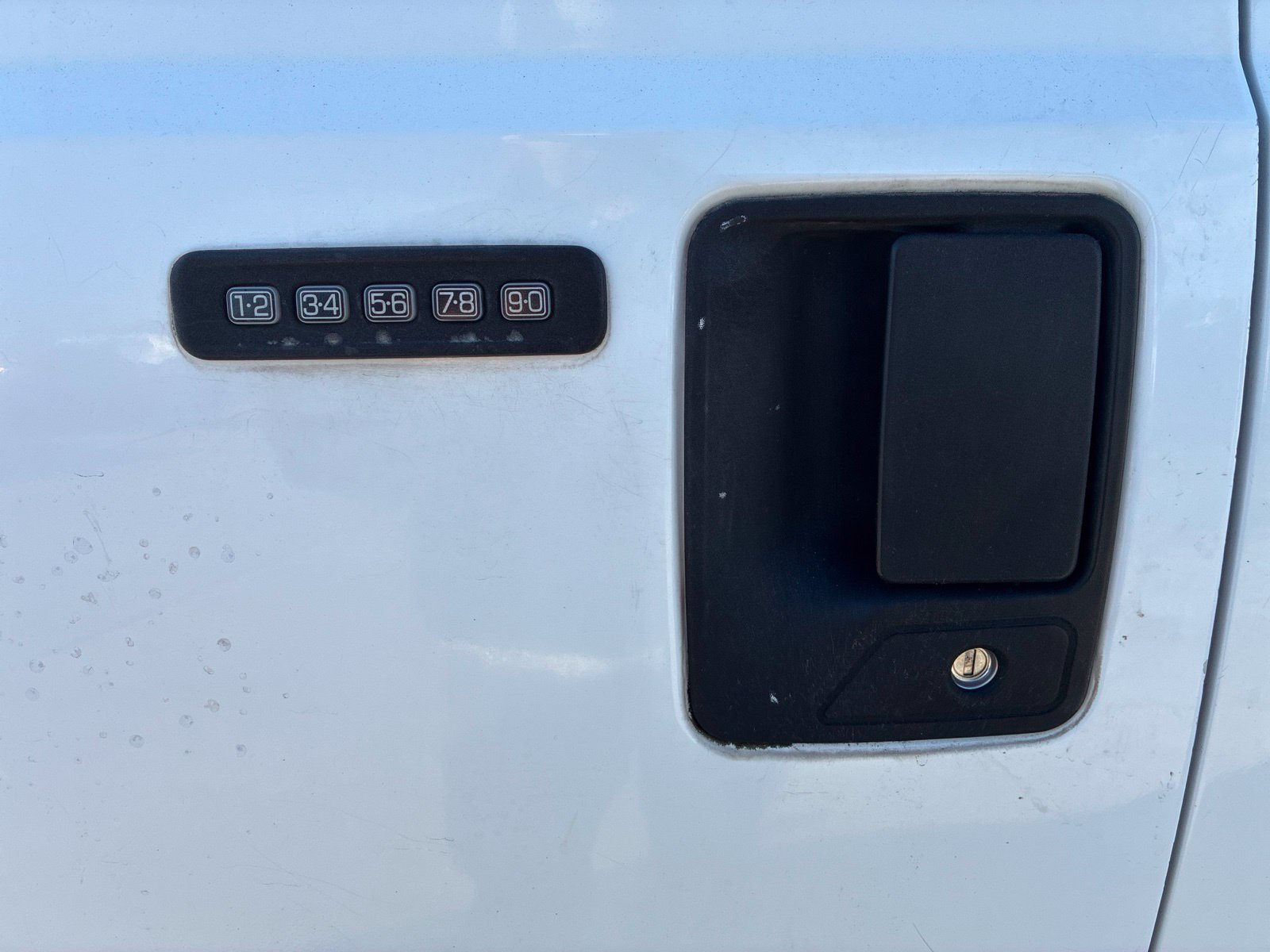Used 2005 Ford F250 Lariat AWD/4WD image 22