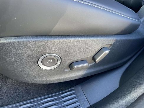 New 2026 Genesis GV80 3.5T AWD/4WD image 24
