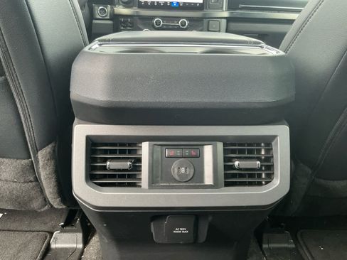 Used 2025 Ford F350 Lariat w/ Lariat Ultimate Package image 29