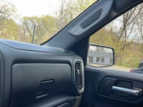 Used 2019 Chevrolet Silverado 1500 RST AWD/4WD image 19