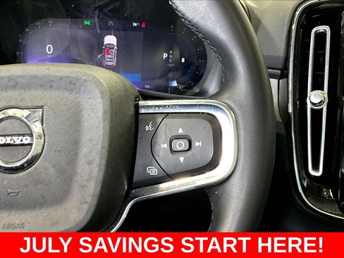 Used 2023 Volvo XC40 B5 Ultimate AWD/4WD image 12
