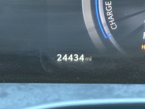 Used 2023 Lexus RZ 450e Premium w/ Technology Package image 31