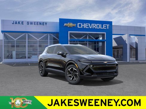 New 2026 Chevrolet Equinox EV LT image 1