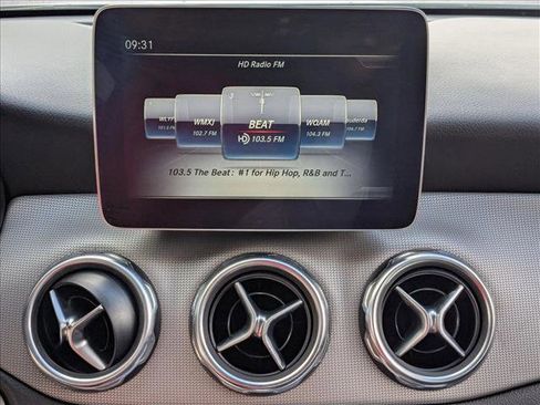 Used 2020 Mercedes-Benz GLA 250 image 13