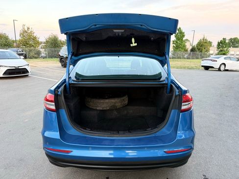 Used 2020 Ford Fusion SE image 46