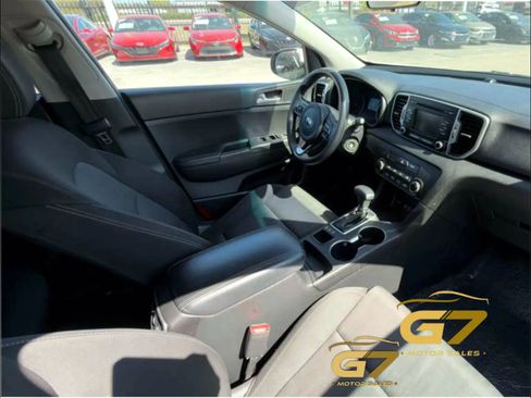 Used 2019 Kia Sportage LX AWD/4WD image 14
