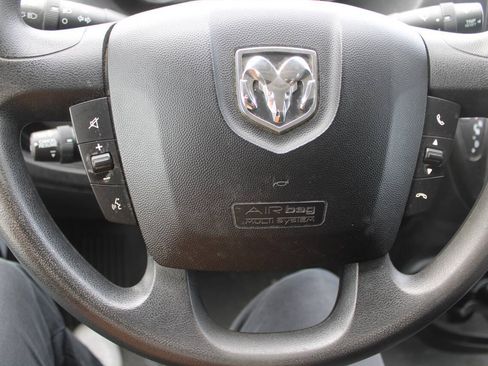 Used 2018 RAM ProMaster 2500 FWD image 12