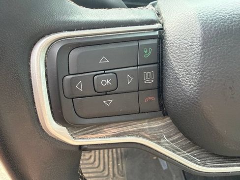 Used 2022 Jeep Wagoneer Series III w/ Premium Group I AWD/4WD image 14
