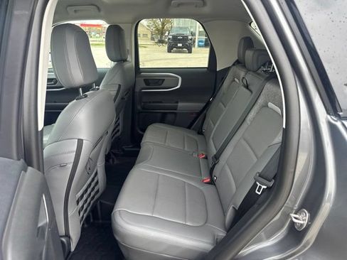Used 2025 Ford Bronco Sport Badlands AWD/4WD image 9