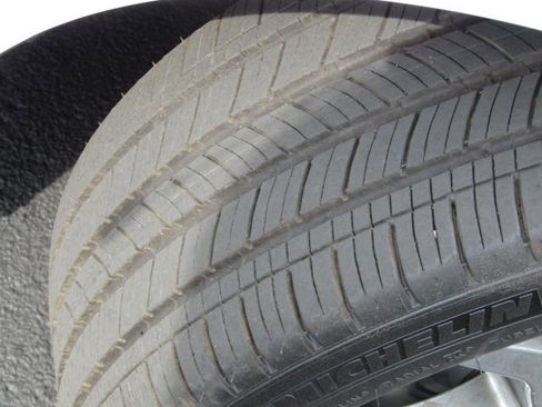 Used 2020 Ford Fusion SEL image 6