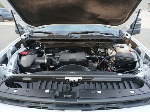 Used 2025 Chevrolet Silverado 2500 Custom w/ Custom Convenience Package image 31