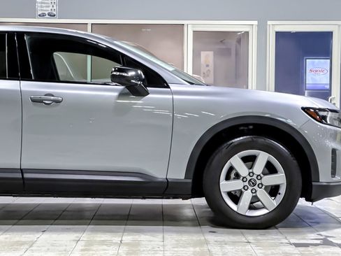 Used 2024 Honda Prologue EX image 35