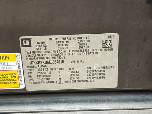 Used 2014 GMC Acadia SLT w/ Technology Package FWD image 13