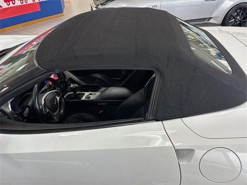 Used 2014 Chevrolet Corvette Stingray Convertible w/ 2LT Preferred Equipment Group image 14