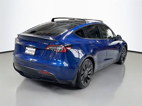 Used 2021 Tesla Model Y Performance image 7