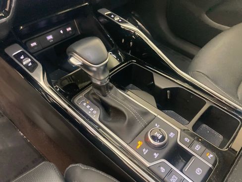 Certified 2023 Kia Sorento SX Prestige image 9