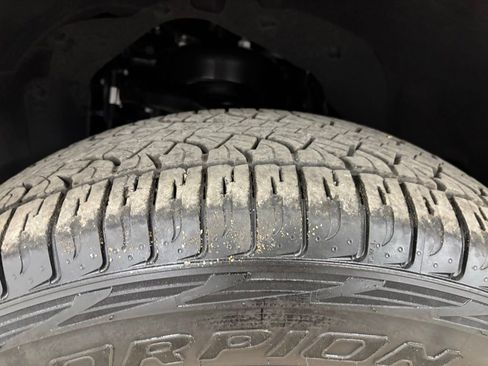 Used 2025 Ford F150 King Ranch w/ FX4 Off-Road Package AWD/4WD image 10