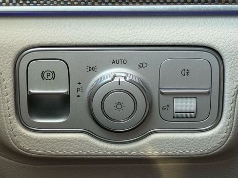 Used 2021 Mercedes-Benz GLE 450 4MATIC image 20