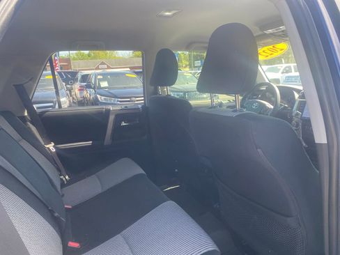 Used 2022 Toyota 4Runner SR5 image 33