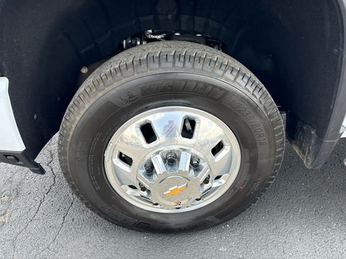 Certified 2026 Chevrolet Silverado 3500 High Country w/ High Country Premium Package AWD/4WD image 10