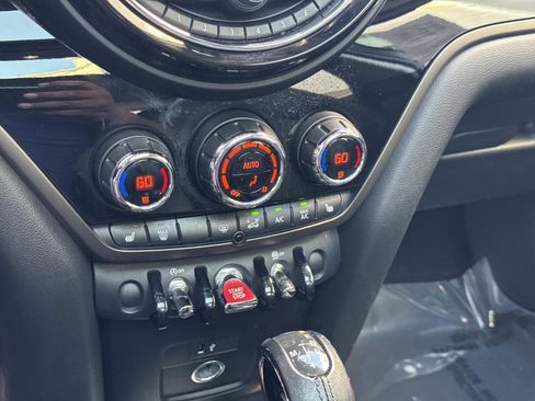 Used 2019 MINI Cooper Countryman w/ Premium Package image 24