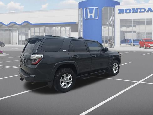 Used 2024 Toyota 4Runner SR5 Premium w/ Moonroof Package image 9