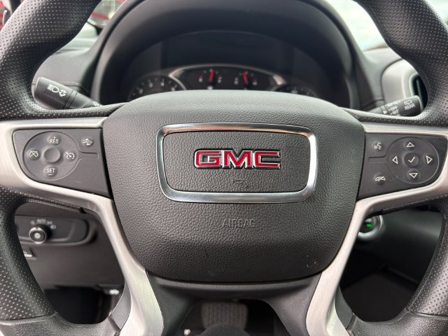 Used 2024 GMC Terrain SLE FWD image 27