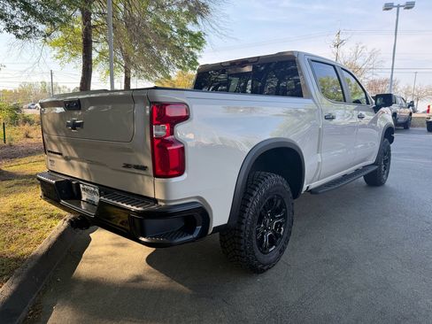 New 2026 Chevrolet Silverado 1500 ZR2 w/ Dark Appearance Package image 10