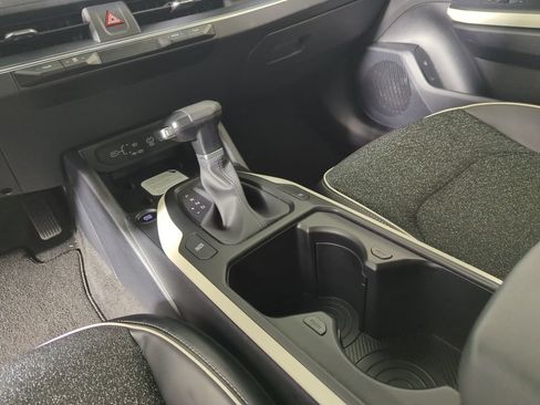 Used 2025 Kia K4 GT-Line FWD image 19