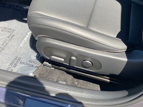 Certified 2025 Hyundai Kona Limited FWD image 20