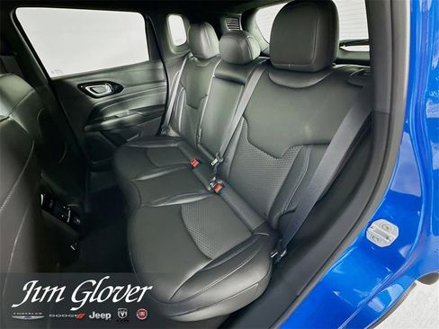 New 2026 Jeep Compass Latitude image 17