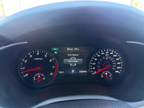 Used 2022 Kia Stinger GT2 RWD image 28