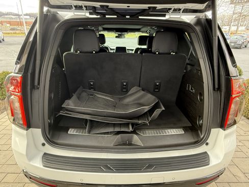 Used 2023 Chevrolet Tahoe RST w/ Luxury Package image 8