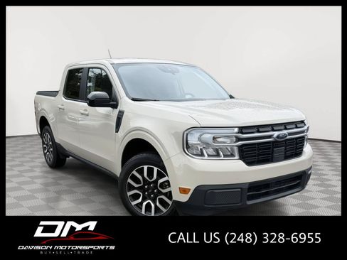 Used 2024 Ford Maverick Lariat FWD image 1