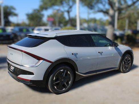 New 2025 Kia EV6 Wind image 6