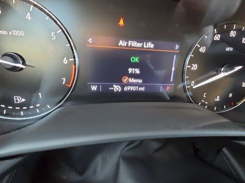 Used 2023 Buick Envision Preferred image 17