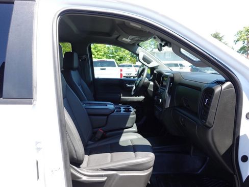 Used 2024 Chevrolet Silverado 1500 W/T w/ WT Value Package AWD/4WD image 37
