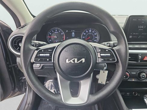 Used 2023 Kia Forte LXS w/ LXS Technology Package FWD image 22