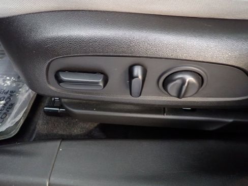 Used 2021 Chevrolet TrailBlazer LT w/ Sun and Liftgate Package image 22