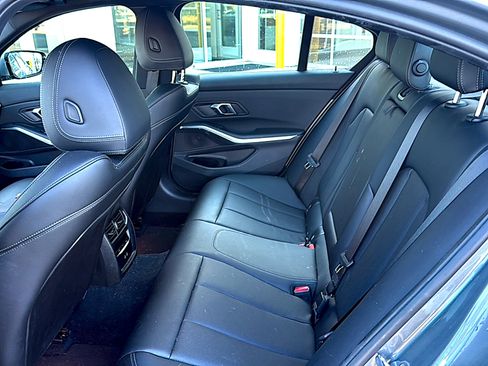 Used 2024 BMW 330i Sedan w/ Premium Package RWD image 8